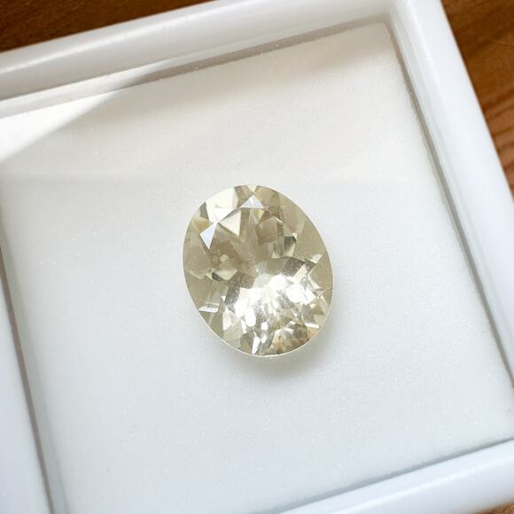 Mexican Bytownite Oval 3.5ct 12x10mm Original Box Sealed Gold Yellow Champaign - Picture 4 of 13